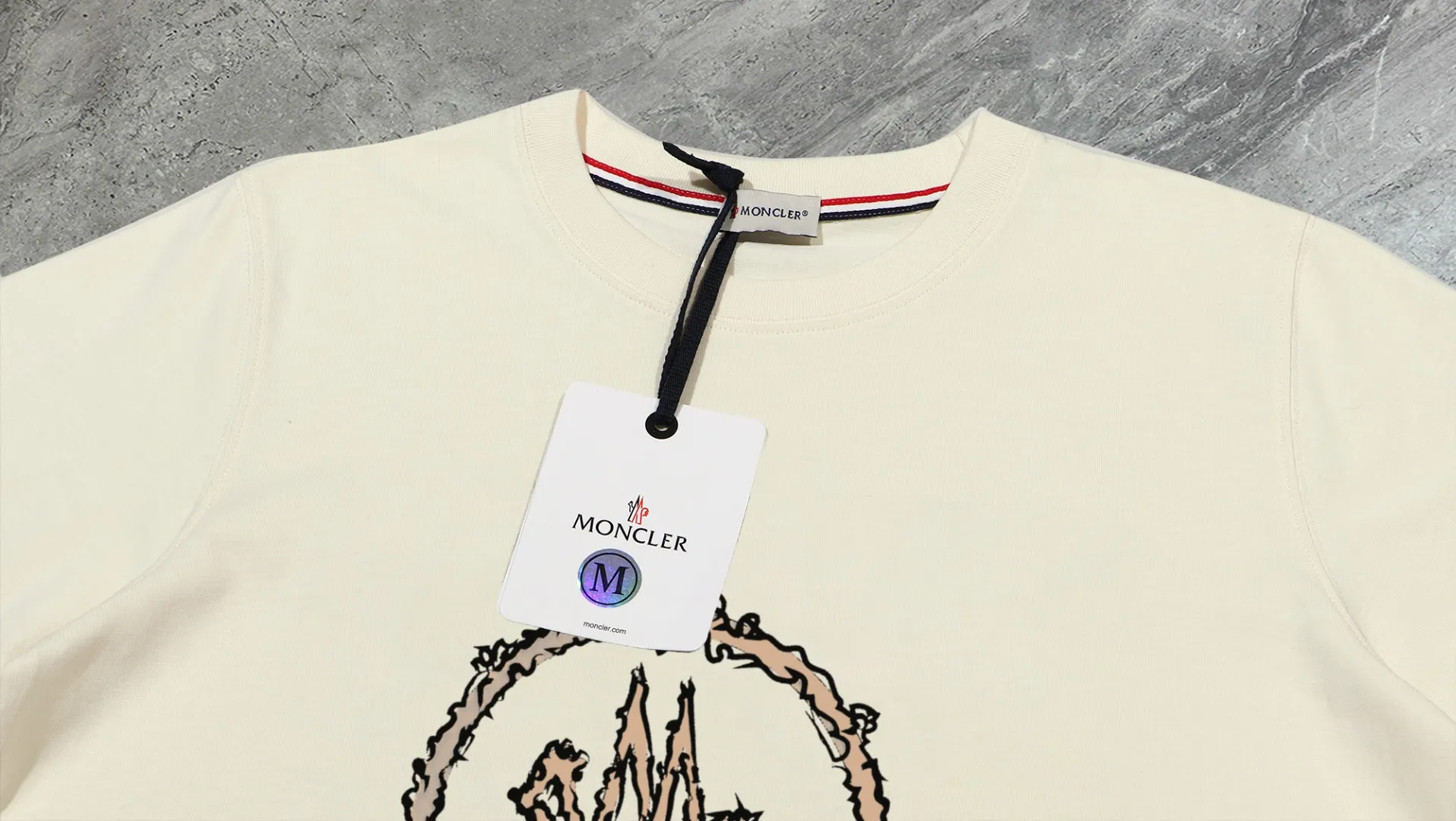 P80💰《Moncler~ 》 2026New Arrival Quality T ， , Versatile Quality ！ ‼ 32 250G ‼ ， ， ， ， T 🤪 Sizes：S-M-L-XL-2XL ：Black，White， Same Style